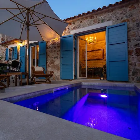 Family Friendly House With A Swimming Pool Cove Zarace - Dubovica, Hvar - 23502 Holiday home Hvar Town