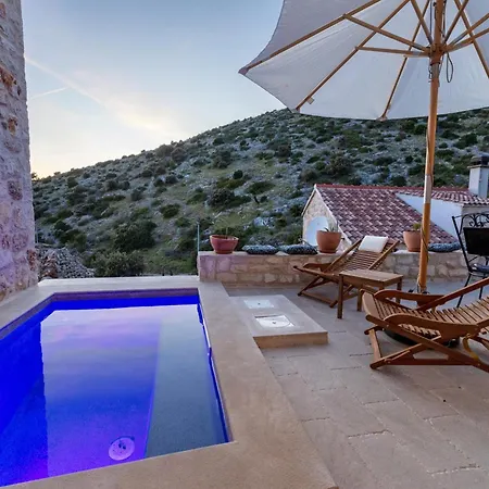 Family Friendly House With A Swimming Pool Cove Zarace - Dubovica, Hvar - 23502 Holiday home *